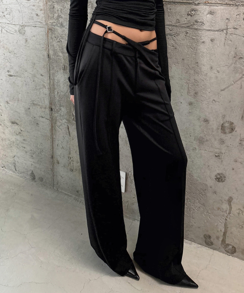 ROCKCAKE(ロックケーキ)の「ウエストベルト付きトラウザーズ - ブラック(その他パンツ・レディース・その他・SMALL/MEDIUM)」の4枚目の写真