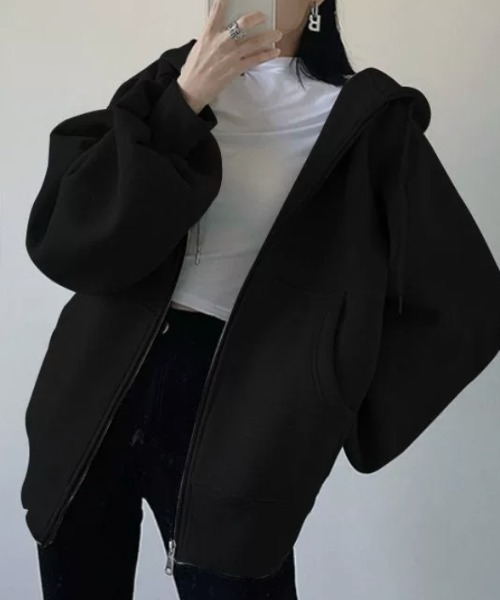 CHUL(チュル)の「オーバーサイズ ジップアップパーカー(パーカー・レディース・ブラック/グレー・X-LARGE/LARGE/MEDIUM/SMALL)」の1枚目の写真