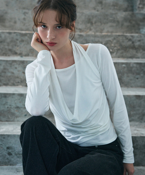 DRAWFIT WOMEN（ドローフィットウーマン）の「ドレープホルターネックレイヤードロングスリーブTシャツ [チャコール]（Tシャツ/カットソー・レディース・その他・SMALL/MEDIUM）」の12枚目の写真