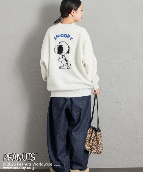 PEANUTS（ピーナッツ）の「【FUDGE 10月号掲載】[PEANUTS×JEANS FACTORY/ピーナッツ×ジーンズ ファクトリー] 別注 スヌーピー / サガラ刺繍クルーネックスウェット（スウェット・レディース・オフホワイト/グレー/ブラック・L/M/S）」の19枚目の写真