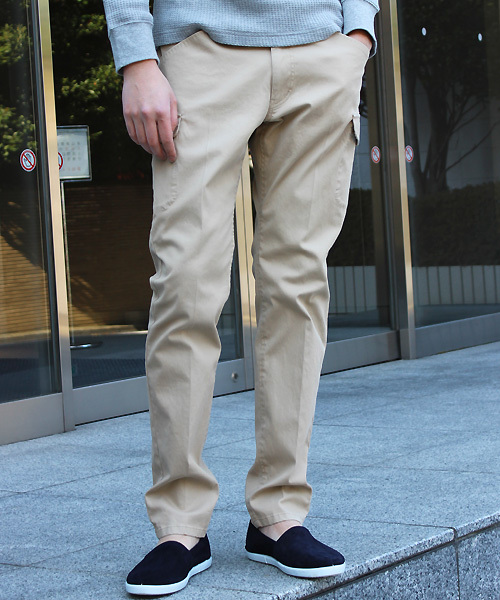 MEN'S BIGI(メンズビギ)の「ストレッチカーゴパンツ (スラックス・メンズ・ホワイト/ベージュ/カーキ・MEDIUM/SMALL/LARGE/SS)」の3枚目の写真