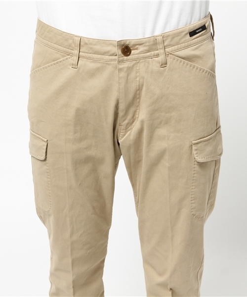 MEN'S BIGI(メンズビギ)の「ストレッチカーゴパンツ (スラックス・メンズ・ホワイト/ベージュ/カーキ・MEDIUM/SMALL/LARGE/SS)」の9枚目の写真