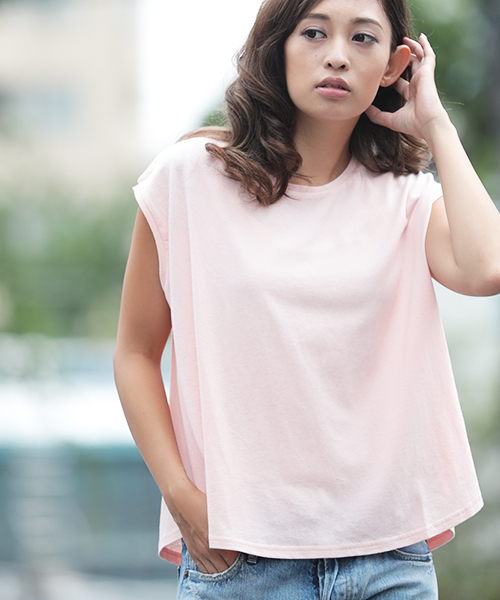 Denime(ドゥニーム)の「プリントクルーネックT-PEACE-(Tシャツ/カットソー・レディース・ブルー/ピンク/ホワイト・FREE)」の3枚目の写真