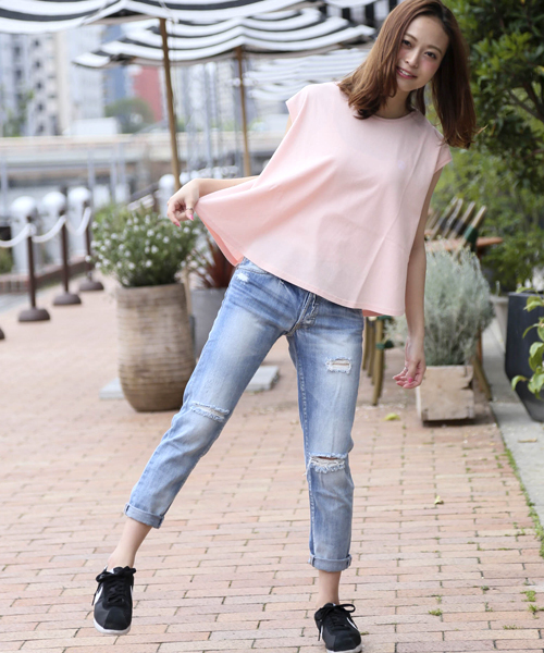 Denime(ドゥニーム)の「プリントクルーネックT-PEACE-(Tシャツ/カットソー・レディース・ブルー/ピンク/ホワイト・FREE)」の21枚目の写真