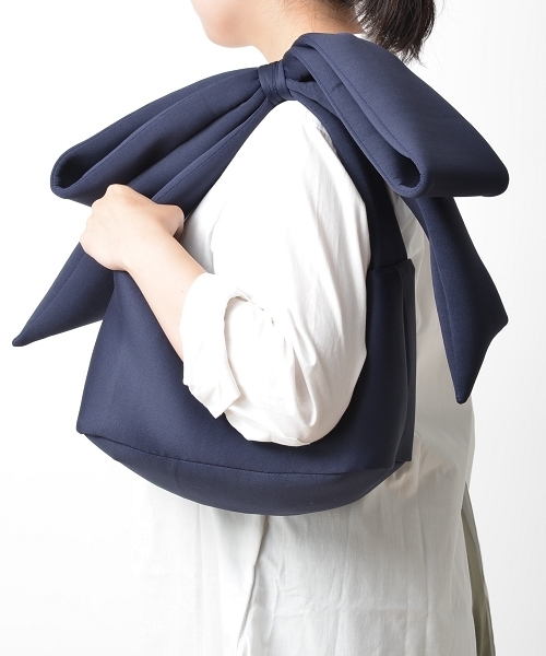 SOLPRESA（ソルプレーサ）の「ボンディングリボンハンドバッグ（ハンドバッグ・レディース・グレー/ブラック/ネイビー・ONE SIZE）」の11枚目の写真