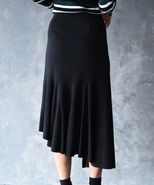 amorous insense（アモラスインセンス）の「デザインフレアスカート（スカート・レディース・ブラック/グリーン・MEDIUM）」の9枚目の写真