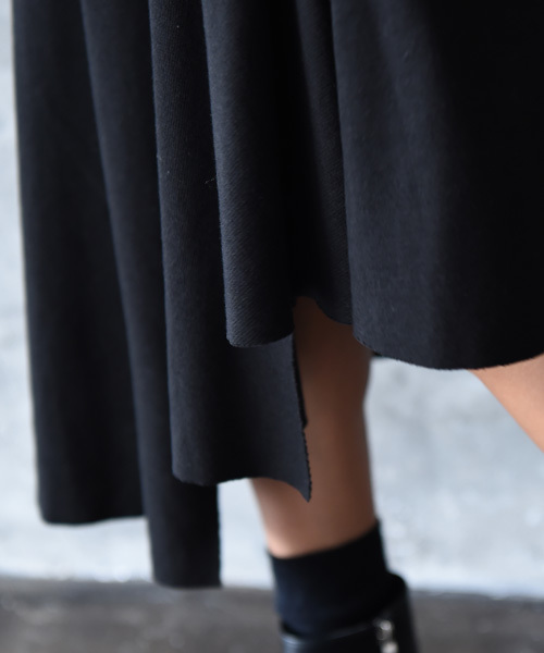 amorous insense（アモラスインセンス）の「デザインフレアスカート（スカート・レディース・ブラック/グリーン・MEDIUM）」の12枚目の写真