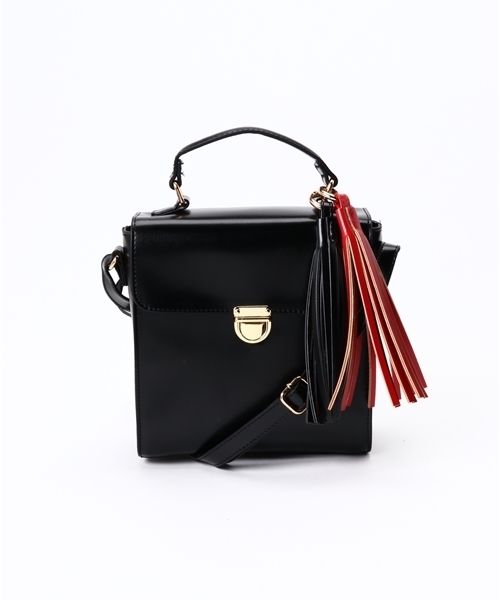 WEGO（ウィゴー）の「WEGO/Wタッセルチャーム付きショルダーバッグ（ショルダーバッグ・レディース・キャメル/ピンク/ブラック・FREE）」の9枚目の写真