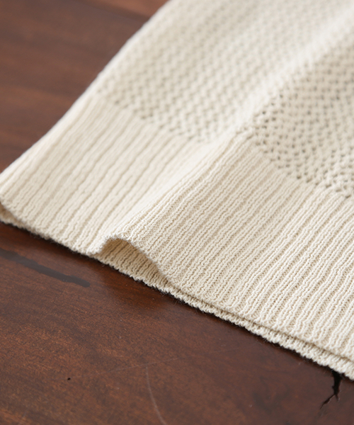 CUBE SUGAR（キューブシュガー）の「綿ニットロングジレ（ベスト・レディース・カーキ/ナチュラル/チャコールグレー/ネイビー・M）」の21枚目の写真