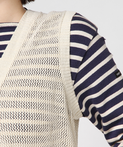 CUBE SUGAR（キューブシュガー）の「綿ニットロングジレ（ベスト・レディース・カーキ/ナチュラル/チャコールグレー/ネイビー・M）」の9枚目の写真