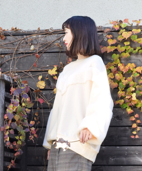 w closet(ダブルクローゼット)の「エコファー切替プルオーバー(Tシャツ/カットソー・レディース・ブラック/アイボリー/ピンク・FREE)」の17枚目の写真