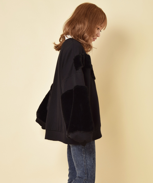 w closet(ダブルクローゼット)の「エコファー切替プルオーバー(Tシャツ/カットソー・レディース・ブラック/アイボリー/ピンク・FREE)」の12枚目の写真