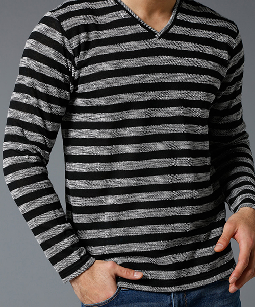 AZUL by moussy（アズールバイマウジー）の「トリコットボーダーVネック長袖T（Tシャツ/カットソー・メンズ・ブラック系その他・LARGE/SMALL/MEDIUM）」の3枚目の写真