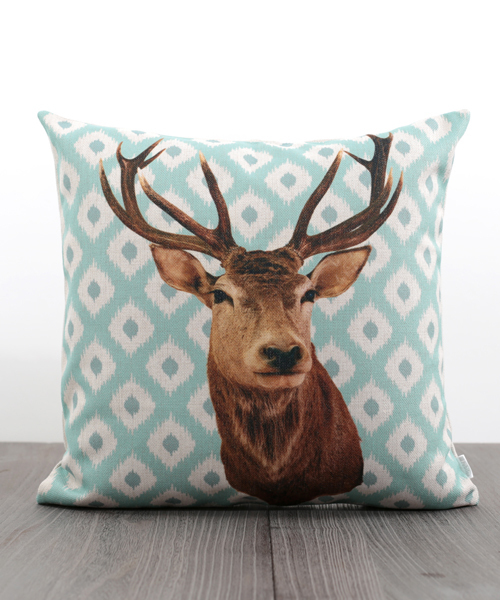 Jubilee（ジュビリー）の「北欧デザイナー クッションカバー（クッション/クッションカバー・レディース・グリーン/ホワイト×ゴールド/ホワイト×グリーン/ゴールド/ミント/ブラック/ホワイト/グリーン×オレンジ/ピンク/グリーン系その他/マルチ/グレー/ホワイト×ピンク/ブルー/ダークグリーン/グリーン系その他2・FREE）」の9枚目の写真