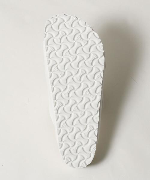 BIRKENSTOCK（ビルケンシュトック）の「BIRKENSTOCK ARIZONA EVA(ビルケンシュトック　アリゾナ　EVA)（サンダル・メンズ・ブラック/ホワイト・MEDIUM/LARGE/SMALL）」の7枚目の写真