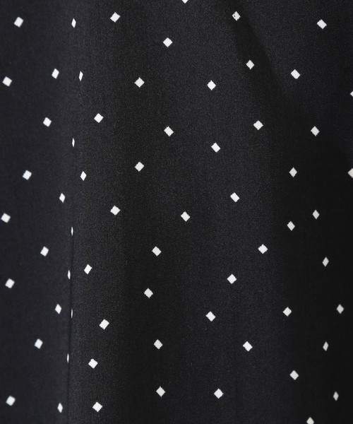 ROPE' PICNIC（ロペピクニック）の「カサネフレアバックボタンブラウス（シャツ/ブラウス・レディース・オフホワイト/ホワイト系その他/ホワイト系その他2/ブラック系その他・38/40）」の17枚目の写真