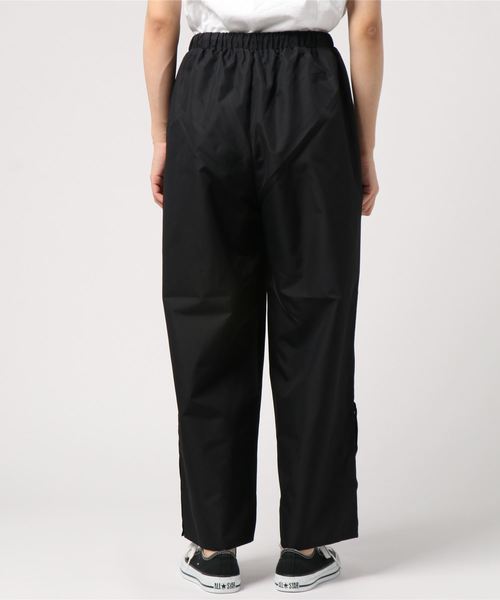 PUNYUS(プニュズ)の「ナイロンラインパンツ(その他パンツ・レディース・グリーン/レッド/イエロー/ピンク/ブラック・1/3/4/2)」の7枚目の写真