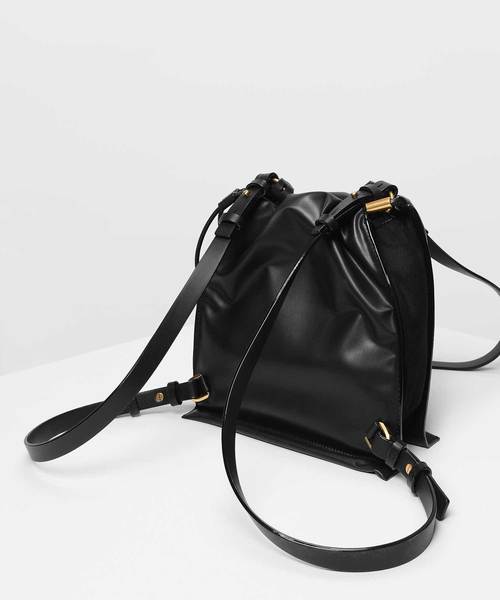CHARLES & KEITH（チャールズ & キース）の「2WAYバックパック / TWO