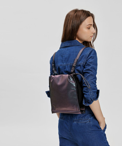 CHARLES & KEITH（チャールズ & キース）の「2WAYバックパック / TWO