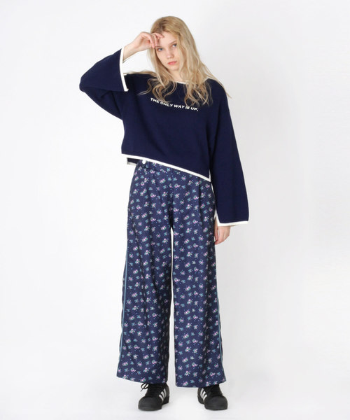 RNA（アールエヌエー）の「K2342 スリットスリーブニット（ニット/セーター・レディース・ネイビー/グリーン/キナリ・MEDIUM）」の13枚目の写真