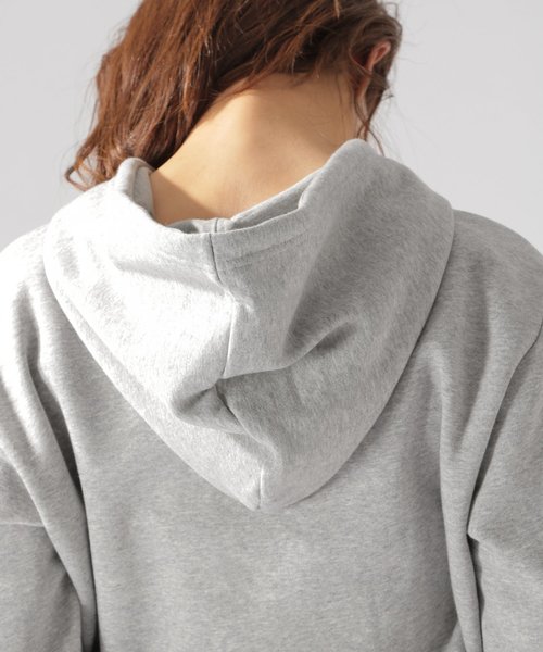 adidas(アディダス)の「【adidas(アディダス)】TREFOIL HOODIE GRAY(パーカー・レディース・グレー・SMALL)」の5枚目の写真