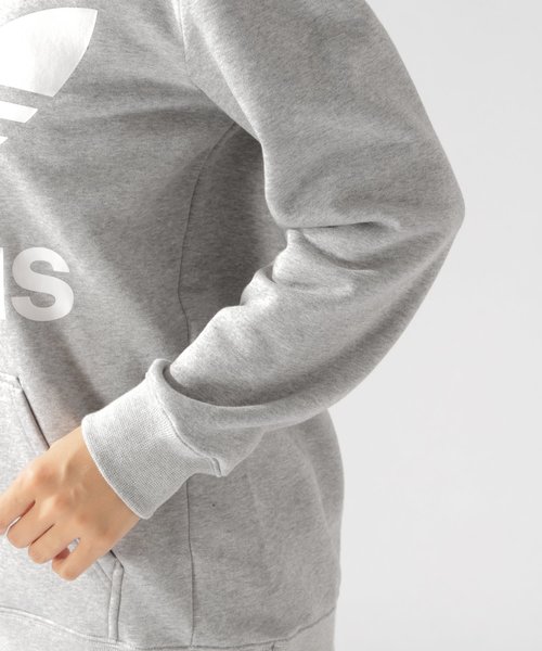 adidas(アディダス)の「【adidas(アディダス)】TREFOIL HOODIE GRAY(パーカー・レディース・グレー・SMALL)」の12枚目の写真