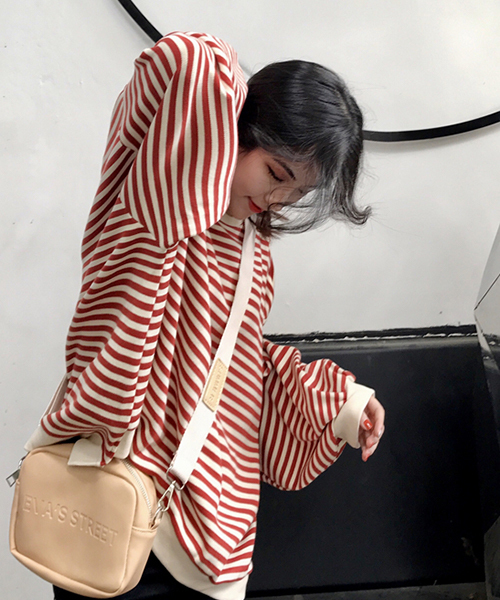 c.u.l（シーユーエル）の「【c.u.l】【2019AW】オーバーサイズ ボーダー スウェット chw711（スウェット・レディース・ブラック/レッド/マスタード・FREE）」の18枚目の写真