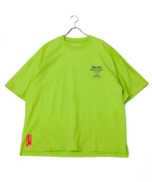 EMOTION PLANET(エモーションプラネット)の「EMOTION PLANET / バックプリント / ショルダービッグロゴ / フロント ワンポイント Tシャツ(Tシャツ/カットソー・メンズ・ライム/ホワイト・LL/M/L)」の9枚目の写真