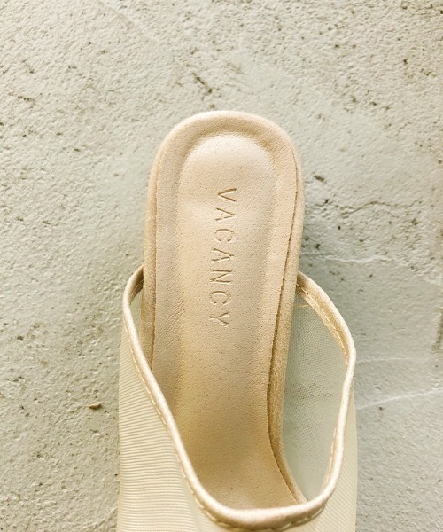 VACANCY(ヴァカンシー)の「シアーパイピングサンダル(サンダル・レディース・ブラック/ブラウン/ナチュラル/オレンジ・LARGE/MEDIUM/SMALL/X-LARGE)」の13枚目の写真