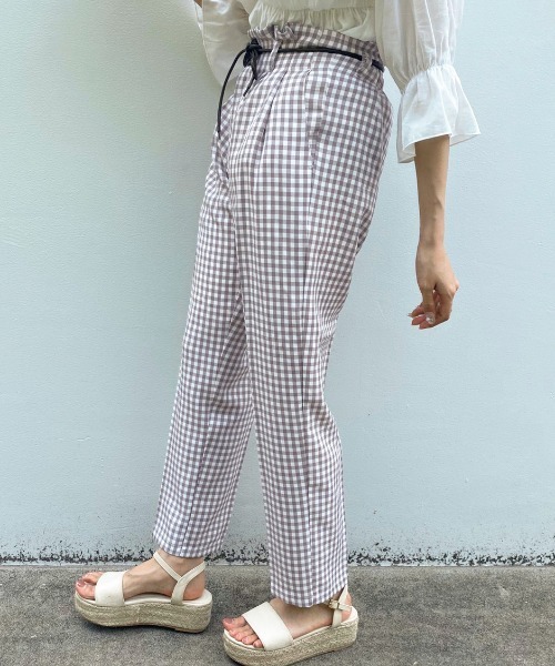 apres jour（アプレジュール）の「ギンガムテーパードパンツ【ZOZOTOWN限定アイテム】（その他パンツ・レディース・ブラック/その他・フリー）」の4枚目の写真