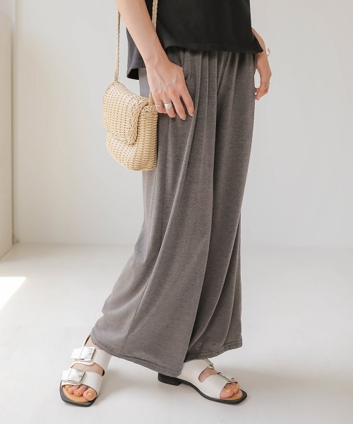 Bab(バブ)の「【WEB限定】とろみカットワイドリラックスパンツ(その他パンツ・レディース・ベージュ/チャコールグレー/グレー/ブラック・FREE)」の9枚目の写真