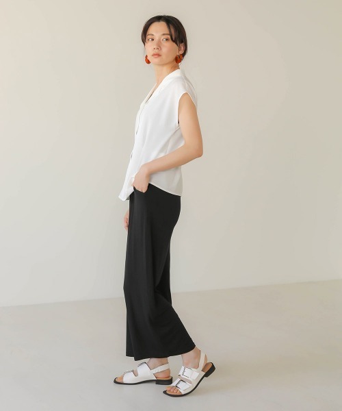 Bab(バブ)の「【WEB限定】とろみカットワイドリラックスパンツ(その他パンツ・レディース・ベージュ/チャコールグレー/グレー/ブラック・FREE)」の17枚目の写真