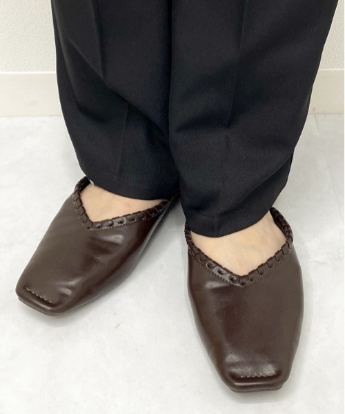 apres jour mignon（アプレジュールミニョン）の「Vカットフラットシューズ【ZOZOTOWN限定アイテム】（パンプス・レディース・その他/ブラック/ダークブラウン・SMALL/MEDIUM/LARGE/X-LARGE）」の7枚目の写真