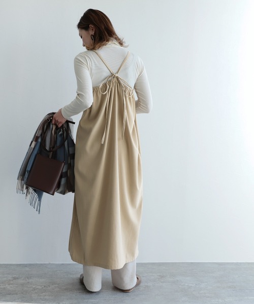 reca(レカ)の「ピーチ起毛ラップキャミワンピース(ワンピース・レディース・ブラック/カーキ/ライトベージュ・M)」の17枚目の写真