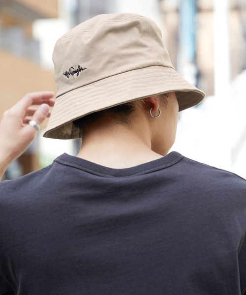 Mark Gonzales（マーク・ゴンザレス）の「Mark Gonzales/マークゴンザレス MONO-MART別注 2way バケットハット ワンポイント 刺繍(ユニセックス)（ハット・メンズ・ベージュ/ホワイト/ブラック/カーキ/ネイビー/アイボリー・FREE）」の4枚目の写真