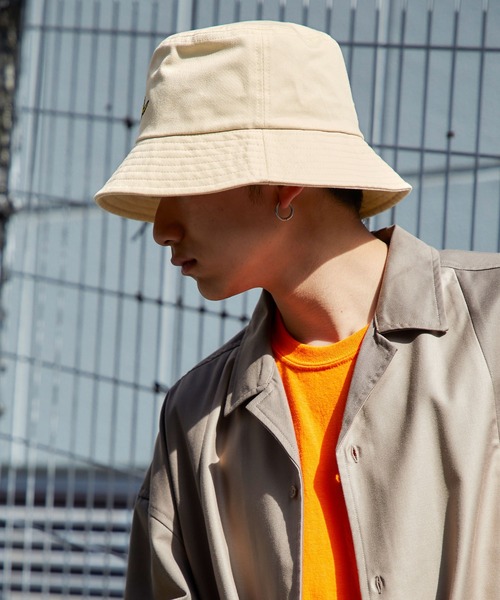 Mark Gonzales（マーク・ゴンザレス）の「Mark Gonzales/マークゴンザレス MONO-MART別注 2way バケットハット ワンポイント 刺繍(ユニセックス)（ハット・メンズ・ベージュ/ホワイト/ブラック/カーキ/ネイビー/アイボリー・FREE）」の13枚目の写真