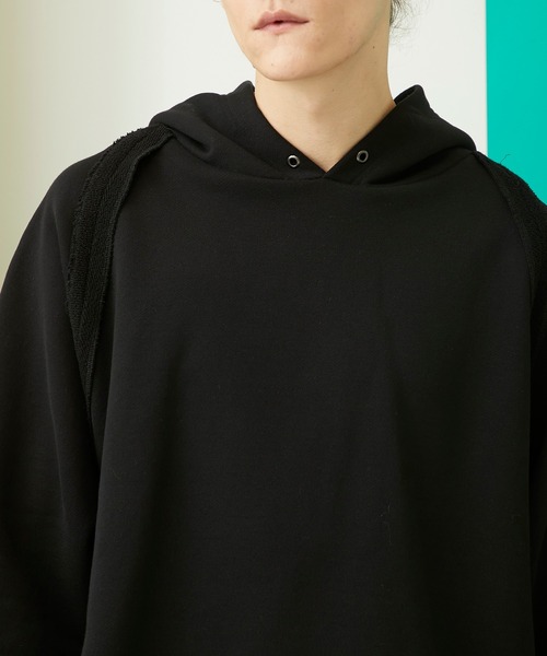 UNITED TOKYO(ユナイテッドトウキョウ)の「Beijing sp half sleeve parka(パーカー・メンズ・ブラック/グリーン・3/1/2)」の11枚目の写真