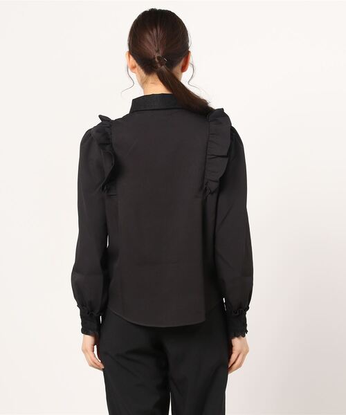 ROJITA（ロジータ）の「パール釦Ｖフリルブラウス（シャツ/ブラウス・レディース・ブラック/パープル・FREE）」の13枚目の写真