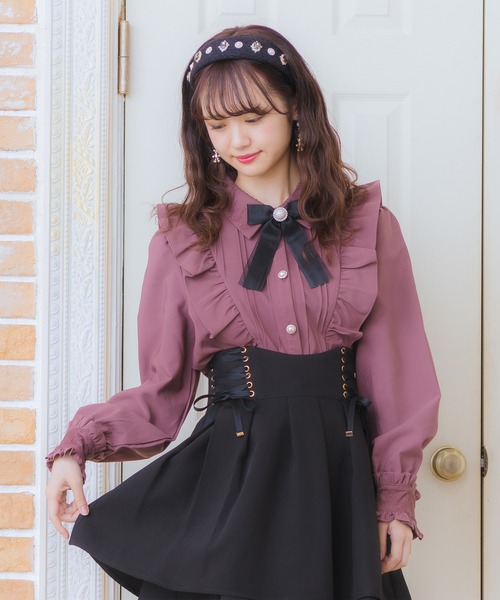 ROJITA（ロジータ）の「パール釦Ｖフリルブラウス（シャツ/ブラウス・レディース・ブラック/パープル・FREE）」の2枚目の写真