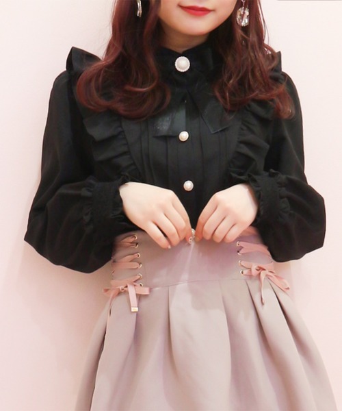 ROJITA（ロジータ）の「パール釦Ｖフリルブラウス（シャツ/ブラウス・レディース・ブラック/パープル・FREE）」の14枚目の写真