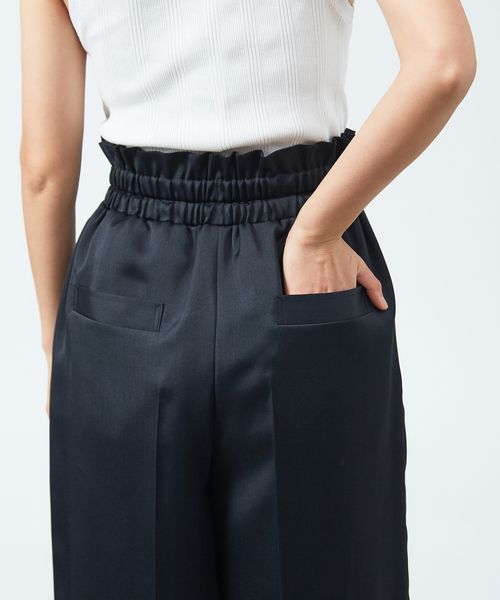 qualite(カリテ)の「ウエストギャザーハーフパンツ(その他パンツ・レディース・ブラック/ベージュ・38/36)」の6枚目の写真