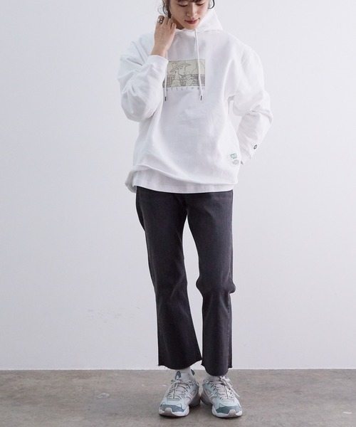 VIS（ビス）の「【ともわか×DISCUS ATHLETIC(R)】【WEB限定】裏毛カットオフプルパーカー（パーカー・レディース・ホワイト/パープル/ブラック・FREE）」の13枚目の写真