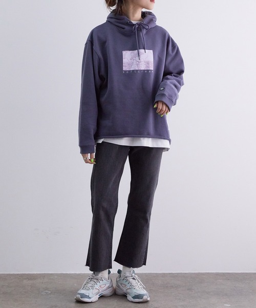 VIS（ビス）の「【ともわか×DISCUS ATHLETIC(R)】【WEB限定】裏毛カットオフプルパーカー（パーカー・レディース・ホワイト/パープル/ブラック・FREE）」の19枚目の写真