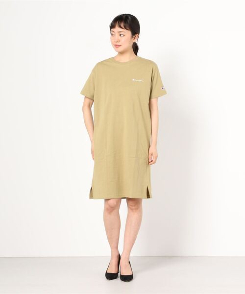 Champion（チャンピオン）の「ＣHAMPION/チャンピオン  ルーズシルエットＴシャツワンピース   CW-S304（ワンピース・レディース・ホワイト/カーキ/ブラック・L/M）」の18枚目の写真