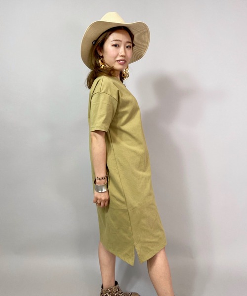 Champion（チャンピオン）の「ＣHAMPION/チャンピオン  ルーズシルエットＴシャツワンピース   CW-S304（ワンピース・レディース・ホワイト/カーキ/ブラック・L/M）」の14枚目の写真