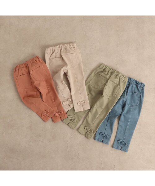 apres les cours（アプレレクール）の「WEB限定うしろスリット＆りぼんテーパードパンツ 9分丈（その他パンツ・キッズ・ベージュ/インディゴブルー/グリーン/オレンジ・80/90/100/110/120/130/140）」の6枚目の写真