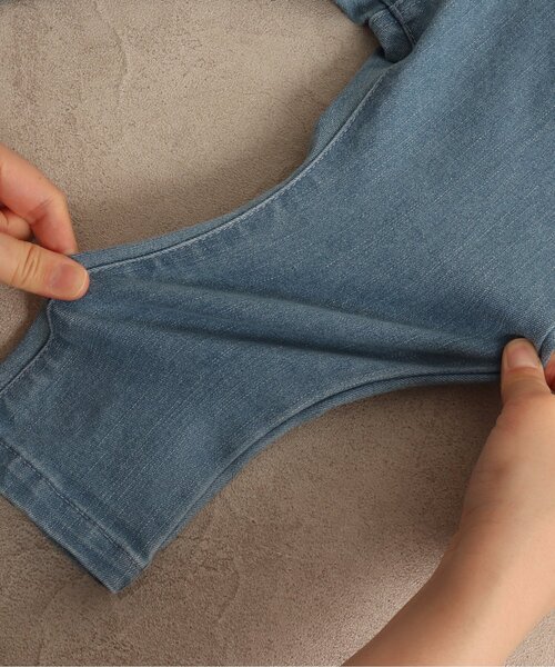 apres les cours（アプレレクール）の「WEB限定うしろスリット＆りぼんテーパードパンツ 9分丈（その他パンツ・キッズ・ベージュ/インディゴブルー/グリーン/オレンジ・80/90/100/110/120/130/140）」の11枚目の写真