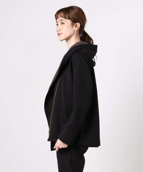 Desert　Rose（デザートローズ）の「【Praia/プライア】フーディーショールカラーソフトタッチブルゾン（ブルゾン・レディース・ブラック・FREE）」の2枚目の写真