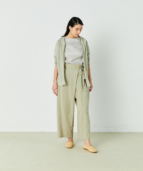 conges payes ADIEU TRISTESSE（コンジェ ペイエ アデュートリステス）の「リネン立ち衿ゆったりパーカー（パーカー・レディース・キナリ/グリーン/パープル・FREE）」の13枚目の写真