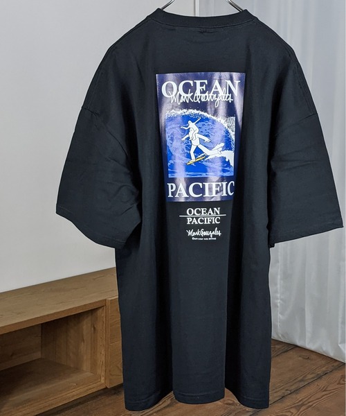 Mark Gonzales(マーク・ゴンザレス)の「MARK GONZALES×OCEAN PACIFIC/マークゴンザレス×オーシャンパシフィック "SURF"イラストプリントTEE(Tシャツ/カットソー・メンズ・ホワイト/ブラック/ベージュ/ミント・MEDIUM/LARGE/X-LARGE)」の12枚目の写真